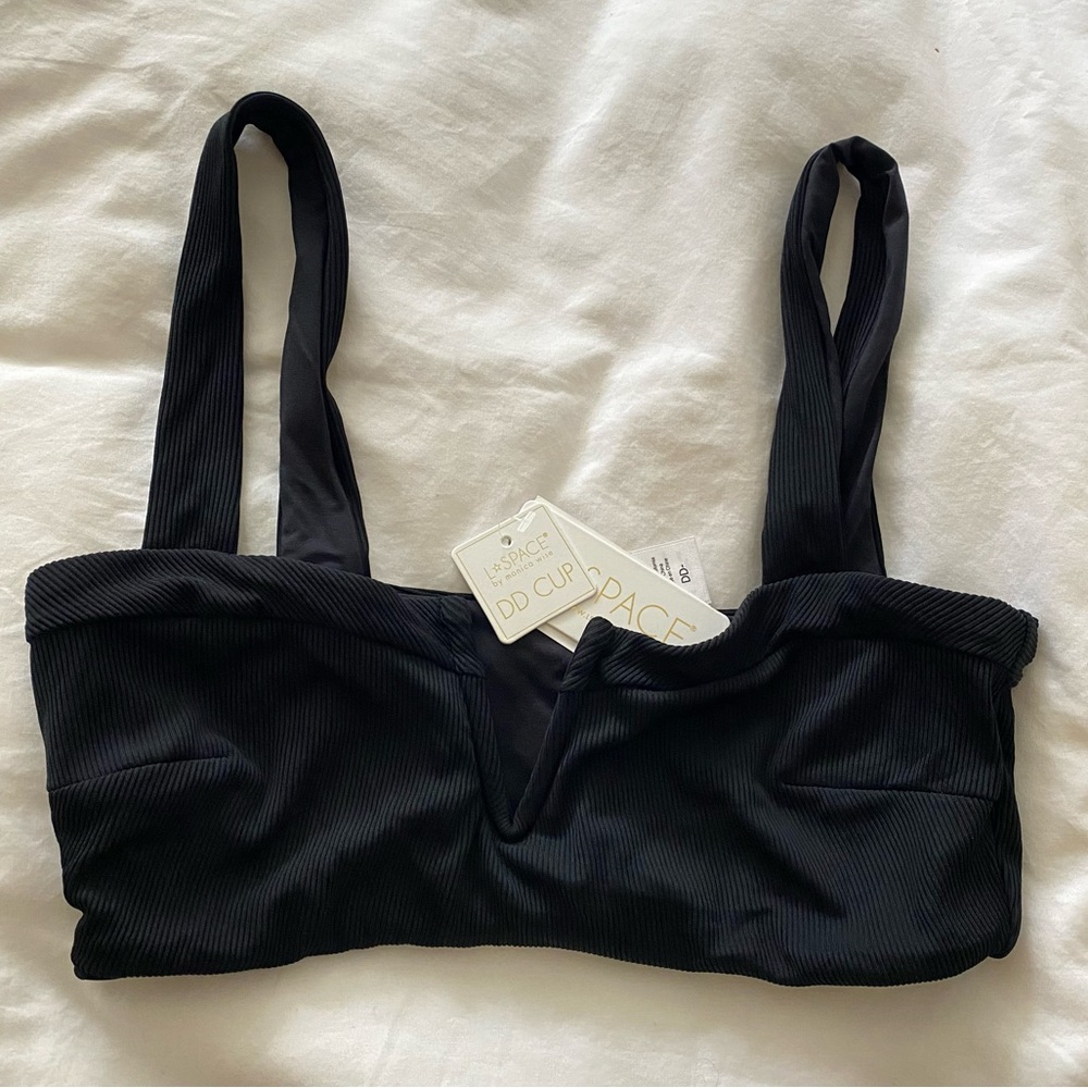 L space ribbed black Lee bikini top DD